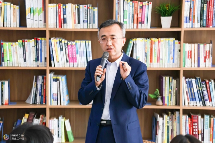 President Guo Quan Speaks at the Inaugural "Book Rhythm Sharing Meeting"