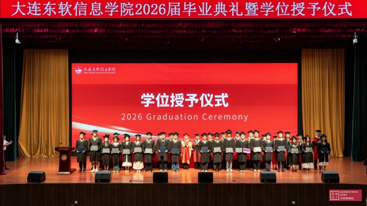 d9e4ee607cd9c1a7.jpg
